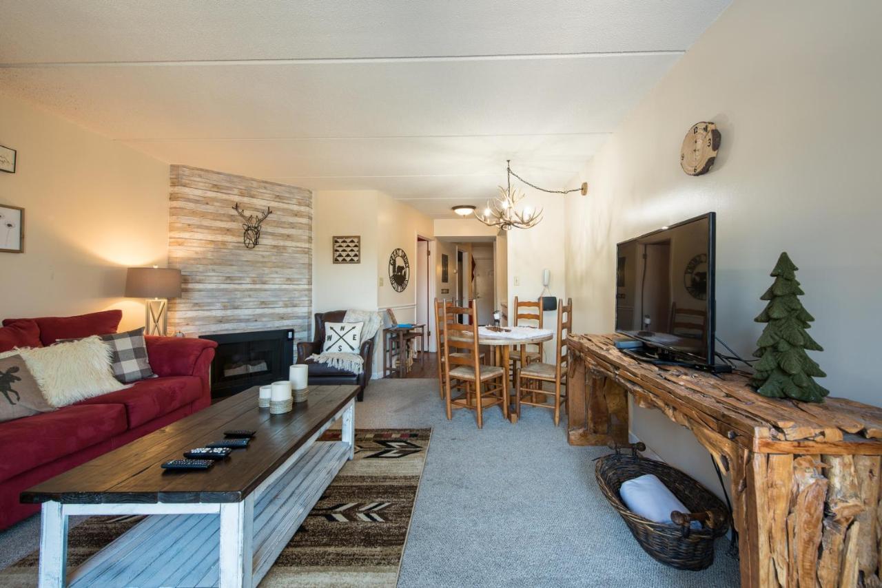 Downtown Gatlinburg Condo Exterior photo